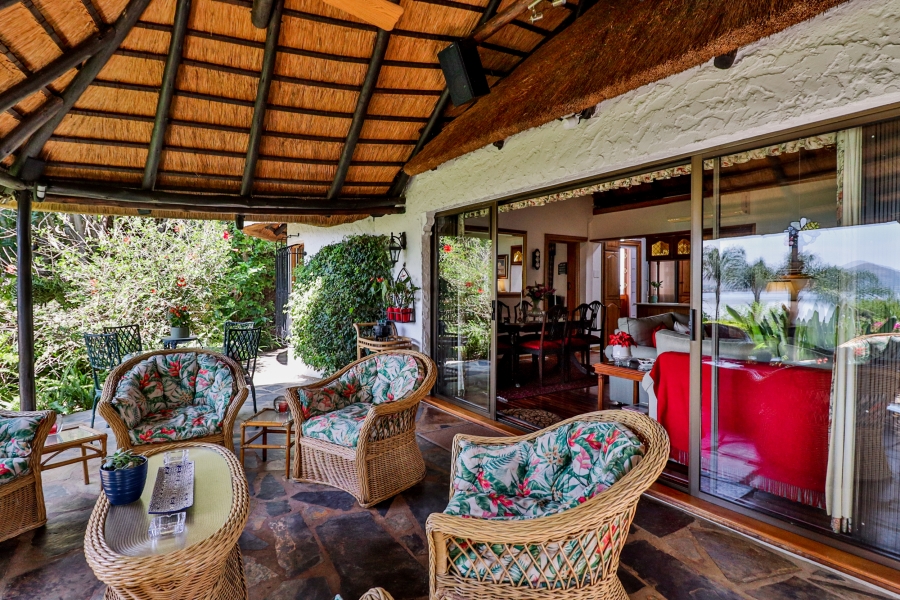 3 Bedroom Property for Sale in Kosmos North West